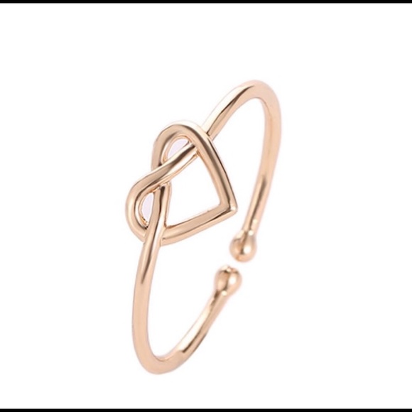 Heart knot ring - Picture 3 of 3